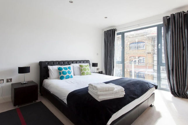 London Bridge Apartment
