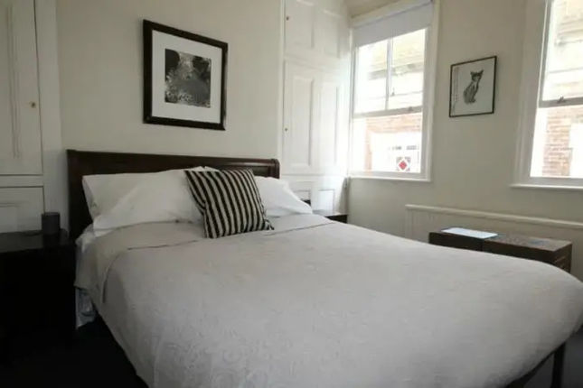 FG Property – Chelsea Embankment, Justice Walk