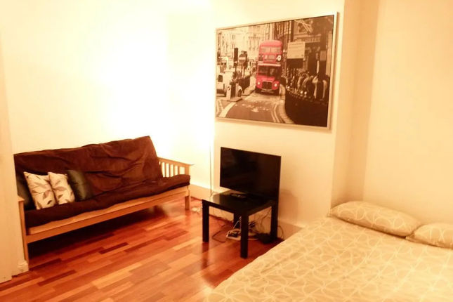 SS Property Hub – Covent Garden Apartment