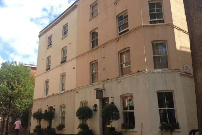 1 Bedroom Apartment Covent Garden