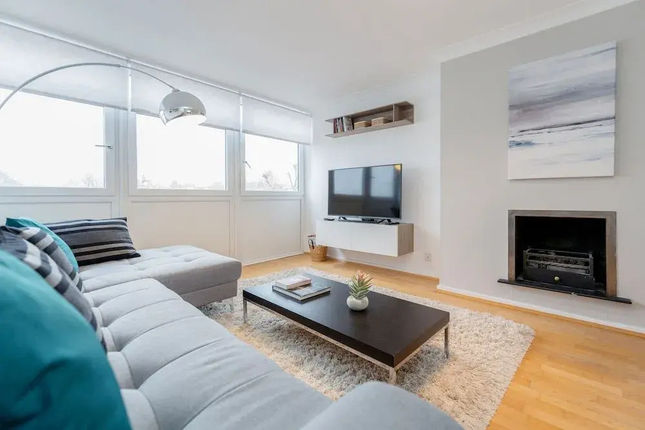 Holland Park Heights by BaseToGo