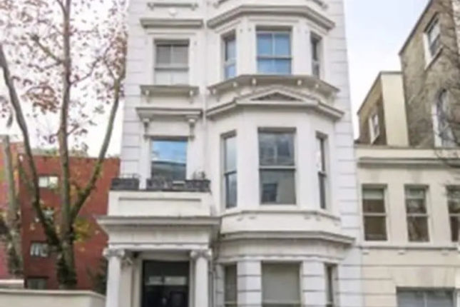 Eson2 – The Notting Hill Dawson Nest