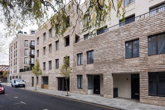 The Shalfleet Drive Apartment – ATN