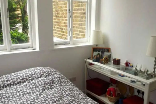 Fg Property – Notting Hill, Chesterton Road, Gr. Floor