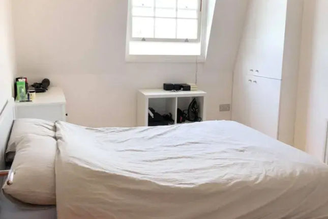 Eson2 – Stylish Apartment near Clapham