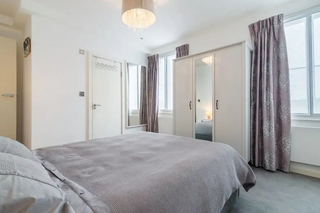 Beautiful Modern 2 Bedroom Flat in Putney