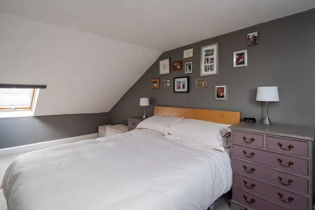 Delightful 2 Bedroom Home