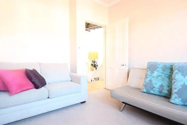 Fg Property – Kensington, Fairholme Road