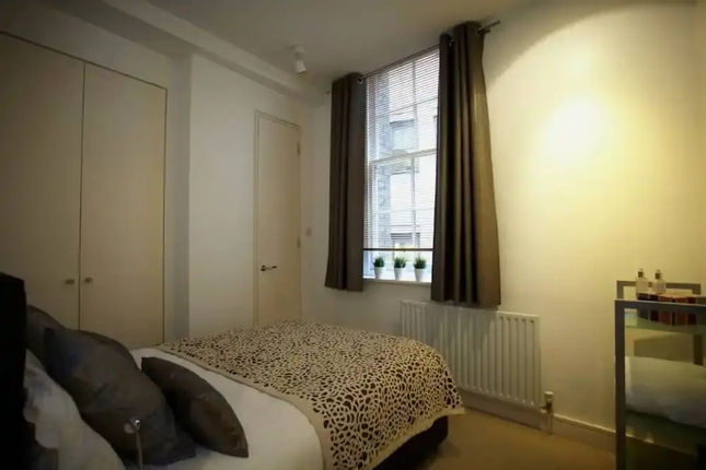 1 Bedroom Apartment Near St Paul’s