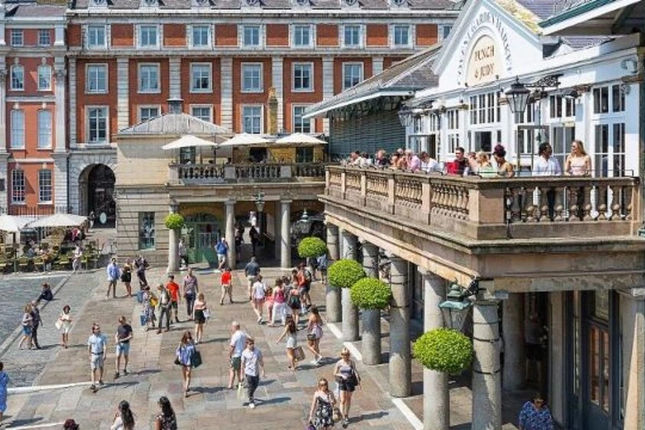 1 Bedroom Covent Garden Flat Sleeps 4