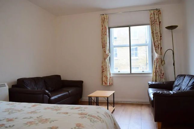 Baker Street Studio Flat