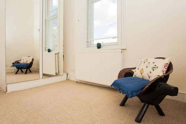 West Kensington 1 Bedroom Flat
