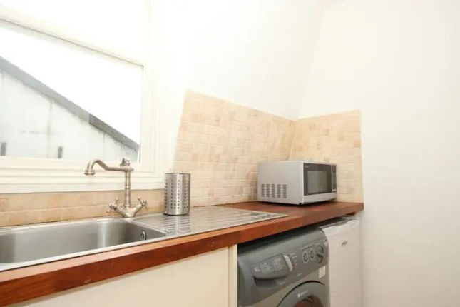 FG Property – Notting Hill, Westbourne Park Road, Flat 188