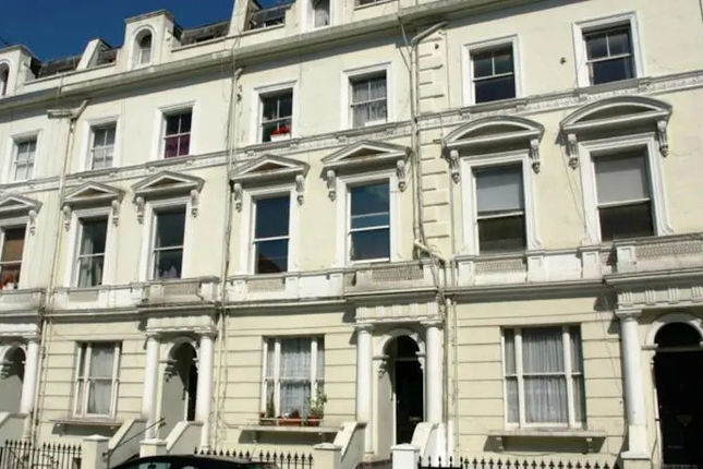 FG Property – Notting Hill, Ladbroke Crescent, Flat 1