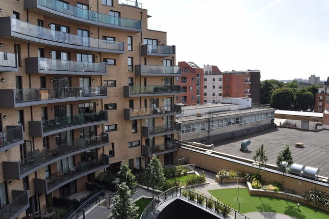 Modern 1 Bedroom Property in South East London
