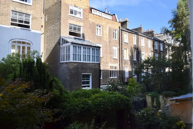 1 Bedroom Townhouse Apartment in Notting Hill