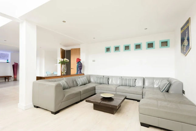 The London Warehouse Apartments