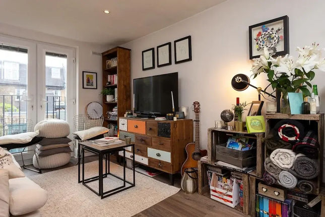 1 Bedroom Apartment in Putney Sleeps 2