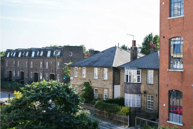 1 Bedroom Apartment In Dalston