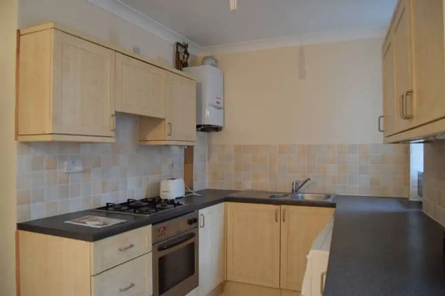3 Bedroom Bayswater Flat