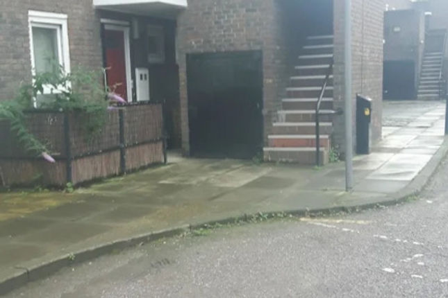Charming 2 Bedroom Apartment in East London