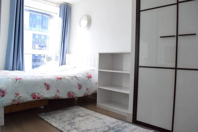1 Bedroom Apartment in Imperial Wharf