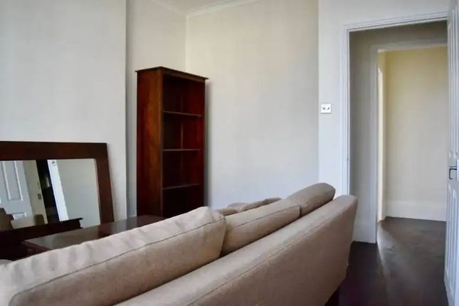 1 Bedroom Apartment Near Wimbledon Village