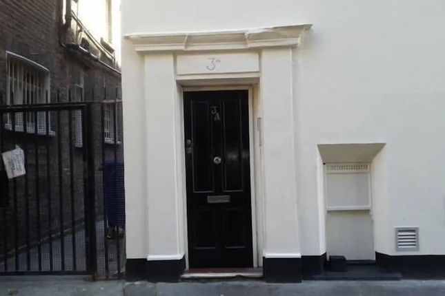 Kensington and Chelsea Apartment
