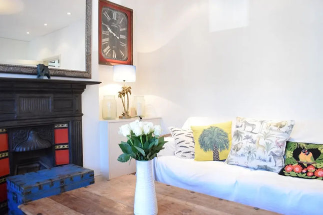 2 Bedroom Apartment With Garden in Shepherds Bush