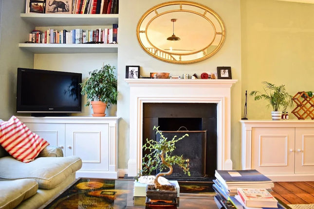 2 Bedroom Flat in Shepherd’s Bush
