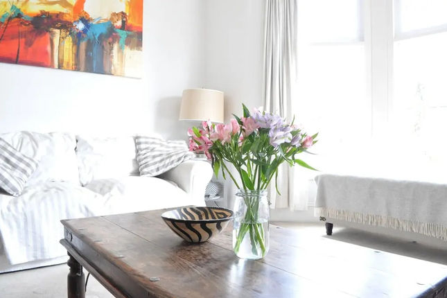 2 Bedroom Home in Balham