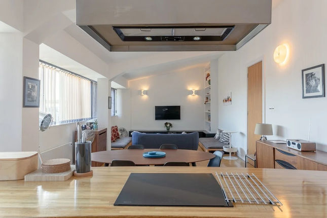 2 Bedroom Loft Near Edgware Road
