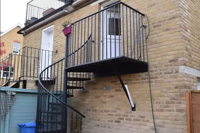2 Bedroom Apartment With Private Garden