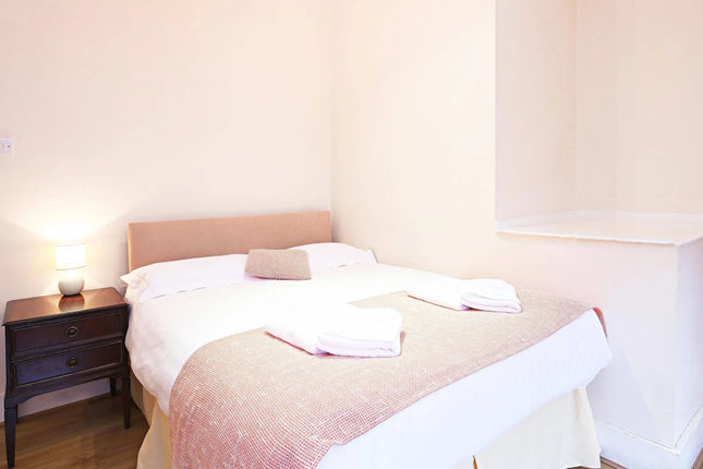 Zoly Apartment – Se1 London