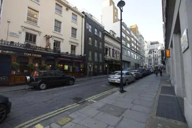 Piccadilly Circus Apartments