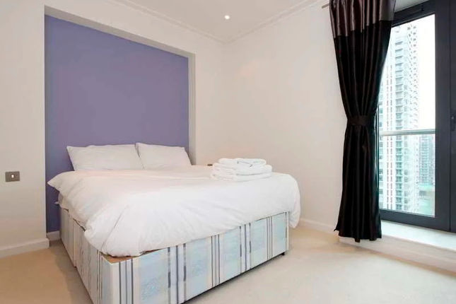 Discovery Dock Apartments East by Primestay London