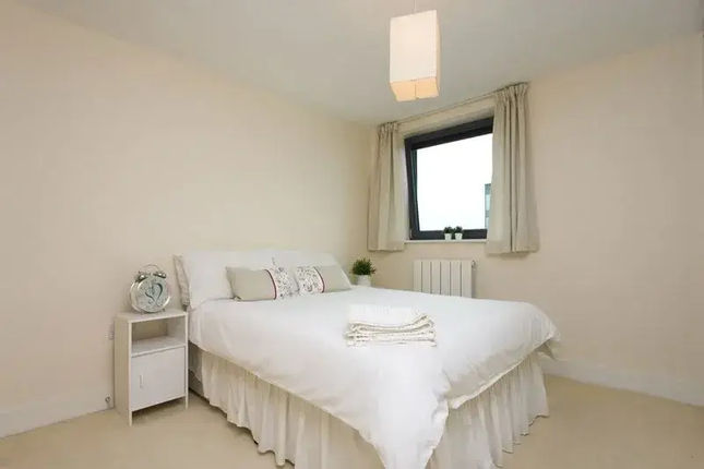 Millharbour Serviced Apartments