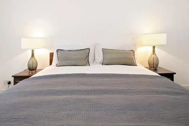 Oxford Street Private Apartments