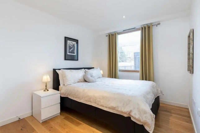 Latitude Apartment
