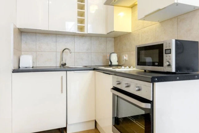 Modern Serviced Apartment in Kensington