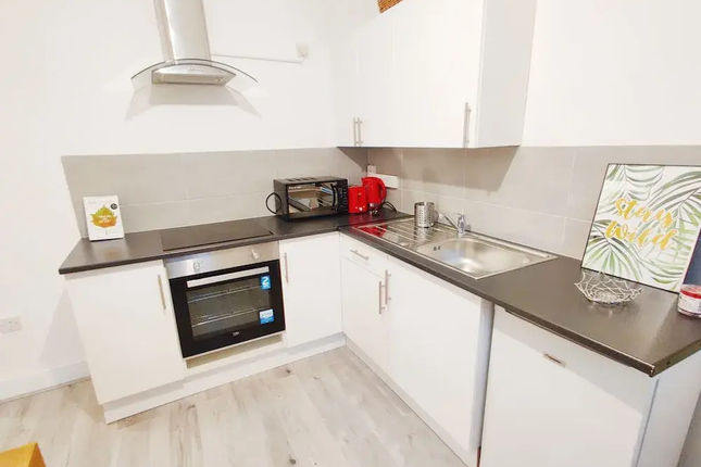 Brick Lane Apartment