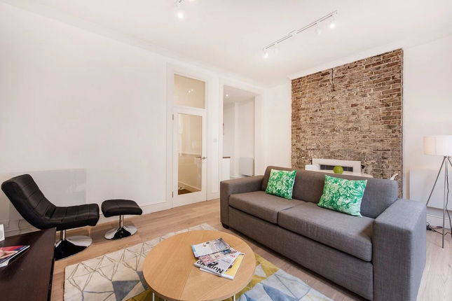 Soho Piccadilly Circus Apartment