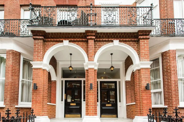 Presidential Apartments – Kensington
