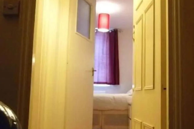 Kensington Flat