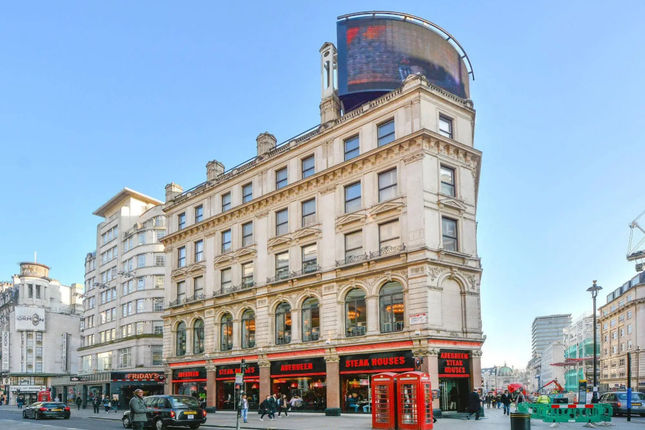 Piccadilly Circus Apartments