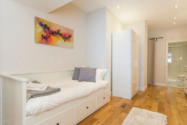 Luxton Homes Mayfair