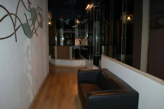 E2 Apartments