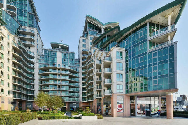 St George Wharf Apartments