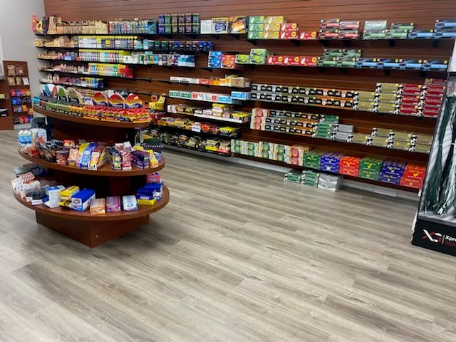 DAVE'S SMOKE SHOP AND VAPE