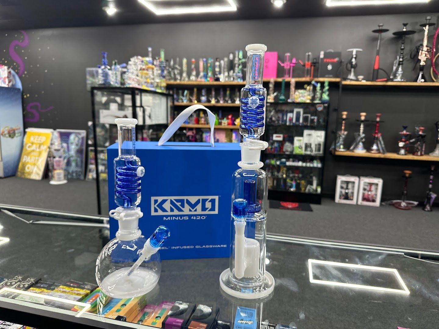Smoke N Cell 5 (Smoke shop, Delta 8, Vape Outlet, Phone Repair & More)